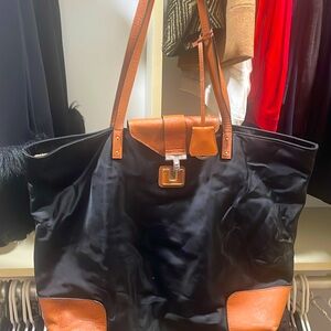 Used Tory Burch nylon bag. Rare style.